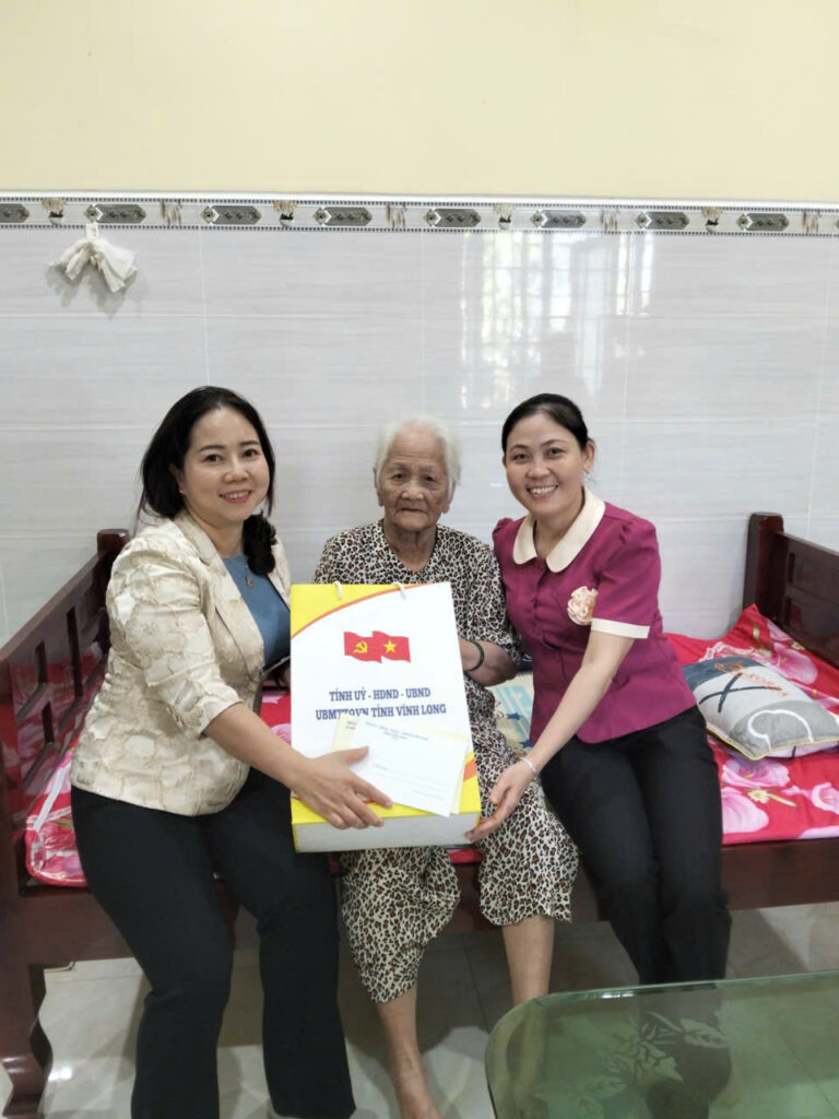 z7555695166299_4c1638792f21a809d53f88d8ca8f8d7f